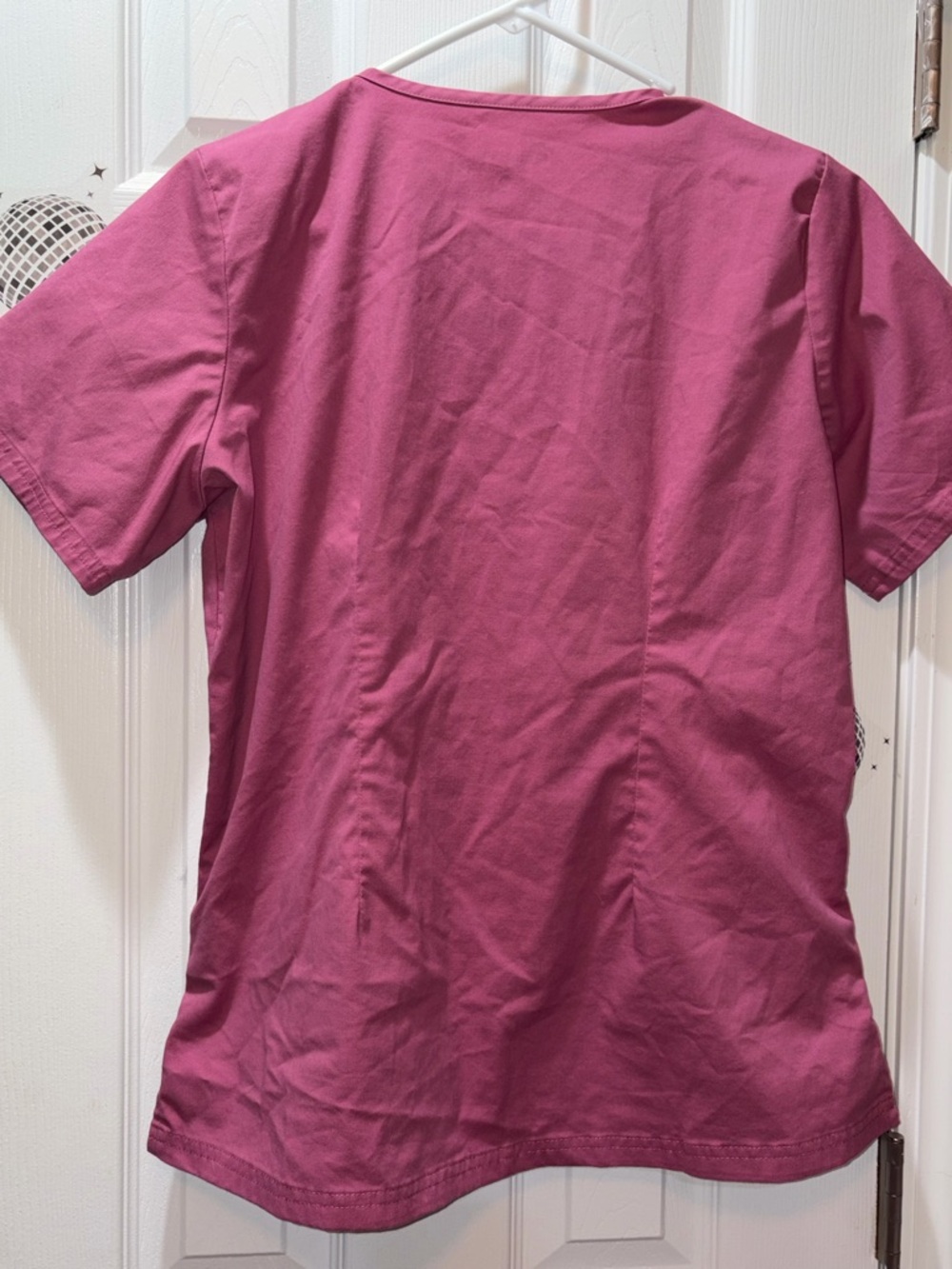 Butter-Soft V-Neck scrub set- Raspberry - Picture 5 of 6